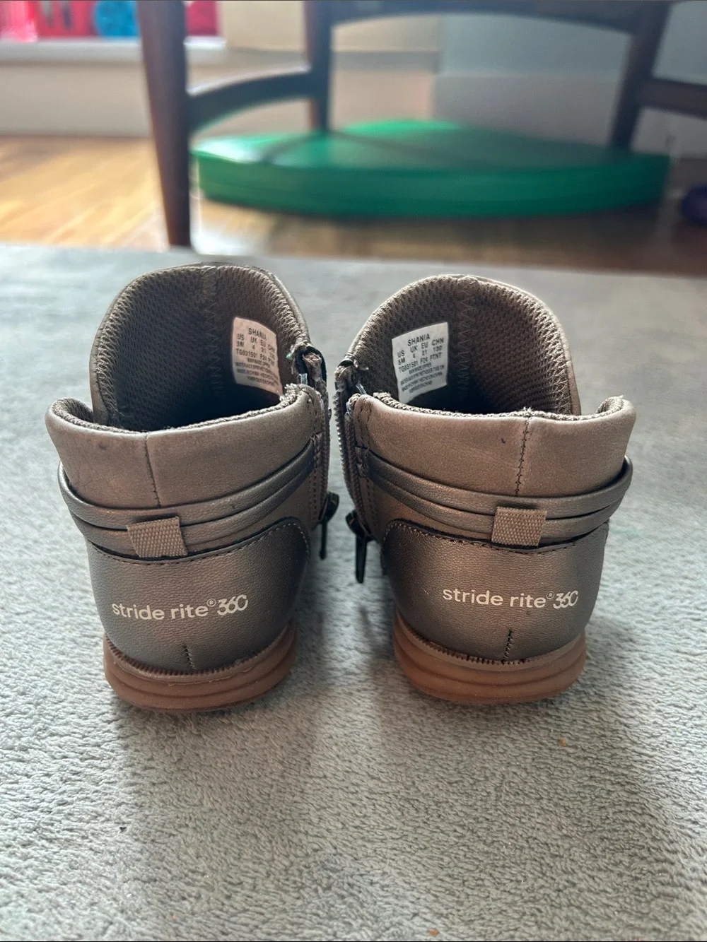 Stride Rite 360 Shania Boot Taupe Toddler Size 5 Zip Ankle Bootie
